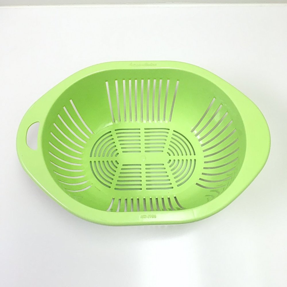 Mini Spring-Green Strainer - Picture 2 of 7